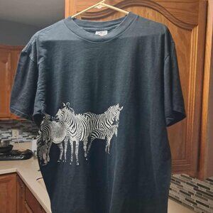 WOMENS TOP SIZE LARGE